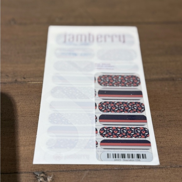 💸CLEARANCE 4 for $15💸 NAIL WRAPS- 3 Sets/ 16 Manis or Pedis - Picture 5 of 6